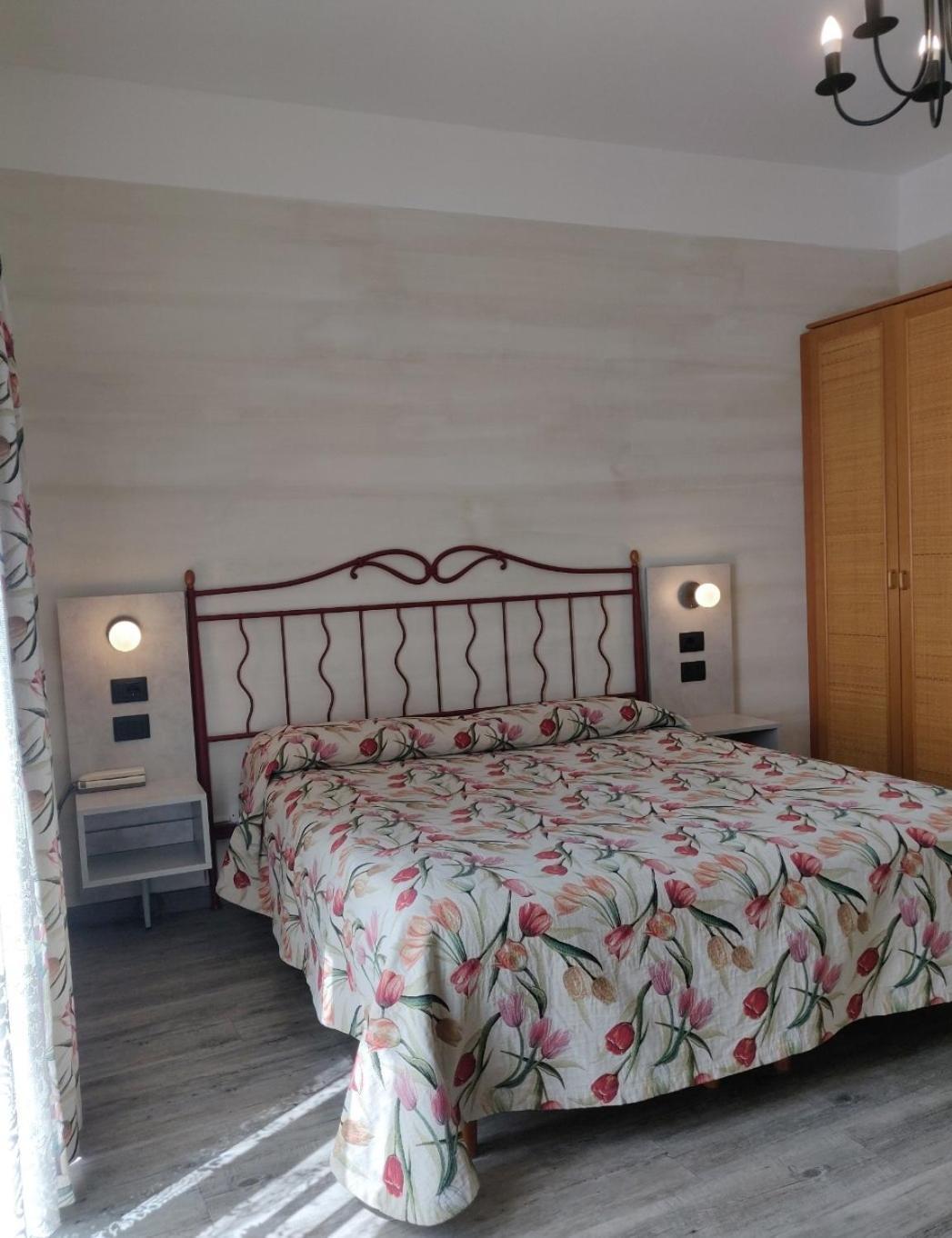 Hotel Castello S. Antonio Лацизе Экстерьер фото